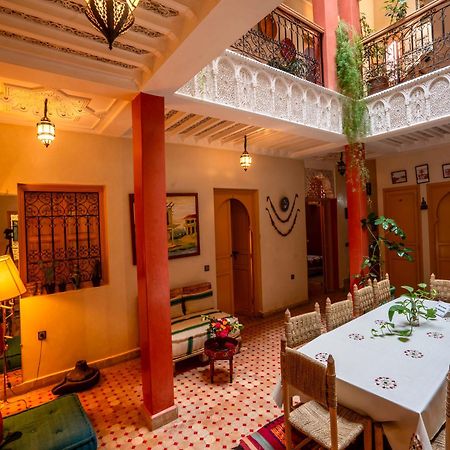 Riad Dar Ennakhla Marrakesh Bagian luar foto