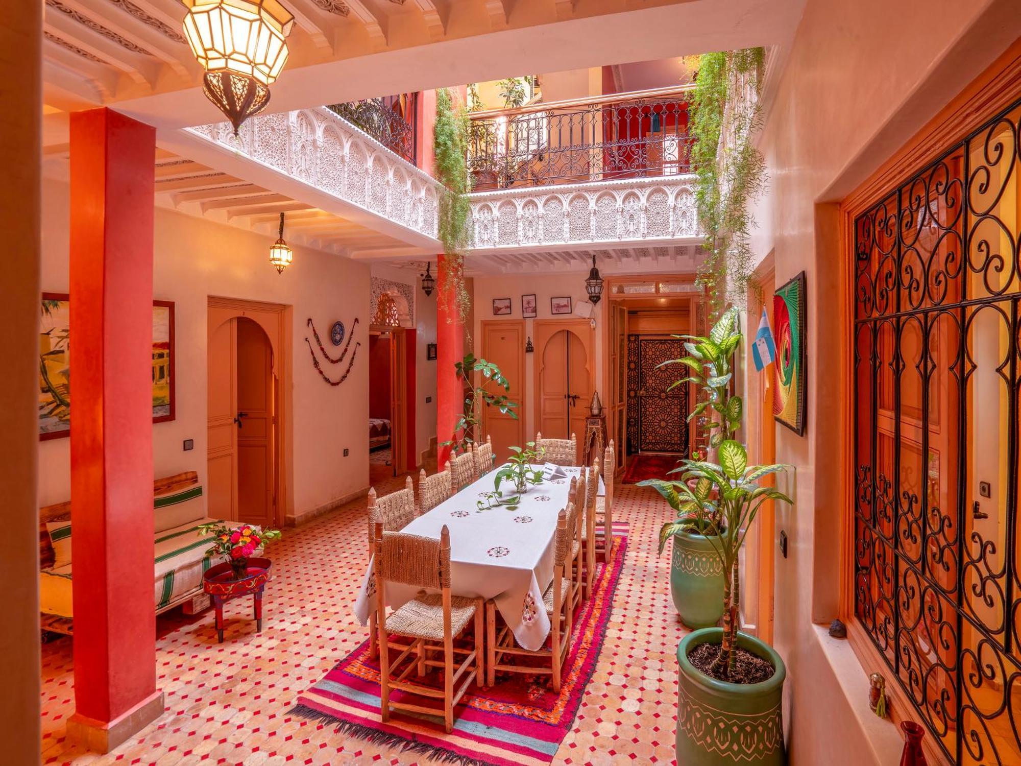 Riad Dar Ennakhla Marrakesh Bagian luar foto