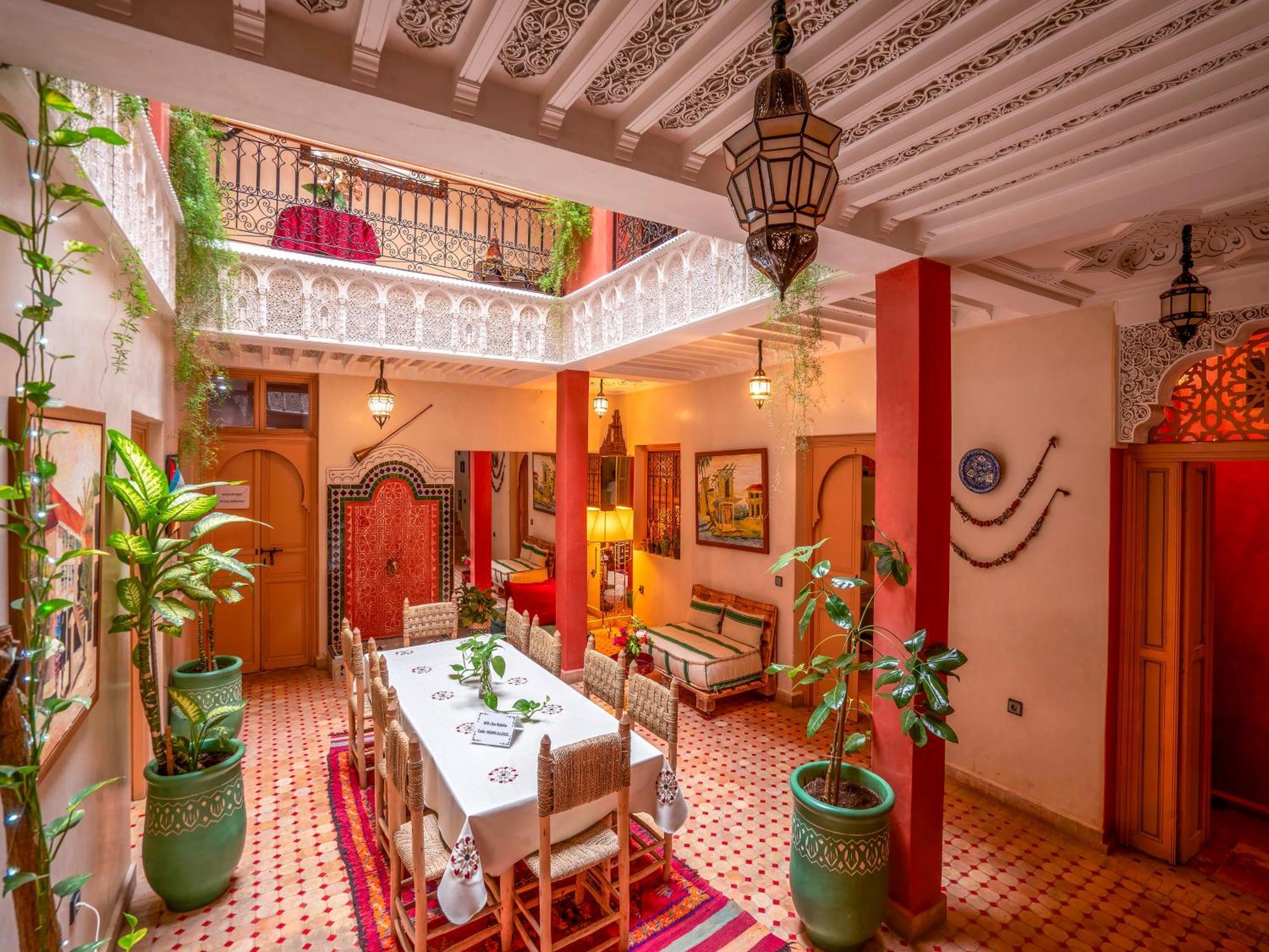 Riad Dar Ennakhla Marrakesh Bagian luar foto