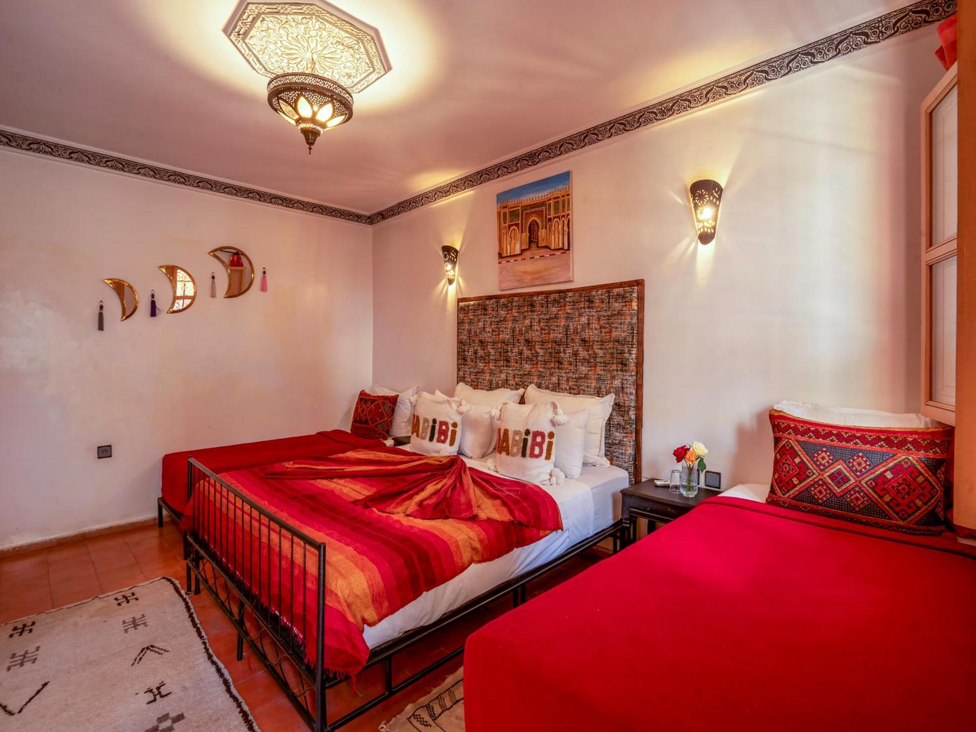 Riad Dar Ennakhla Marrakesh Bagian luar foto