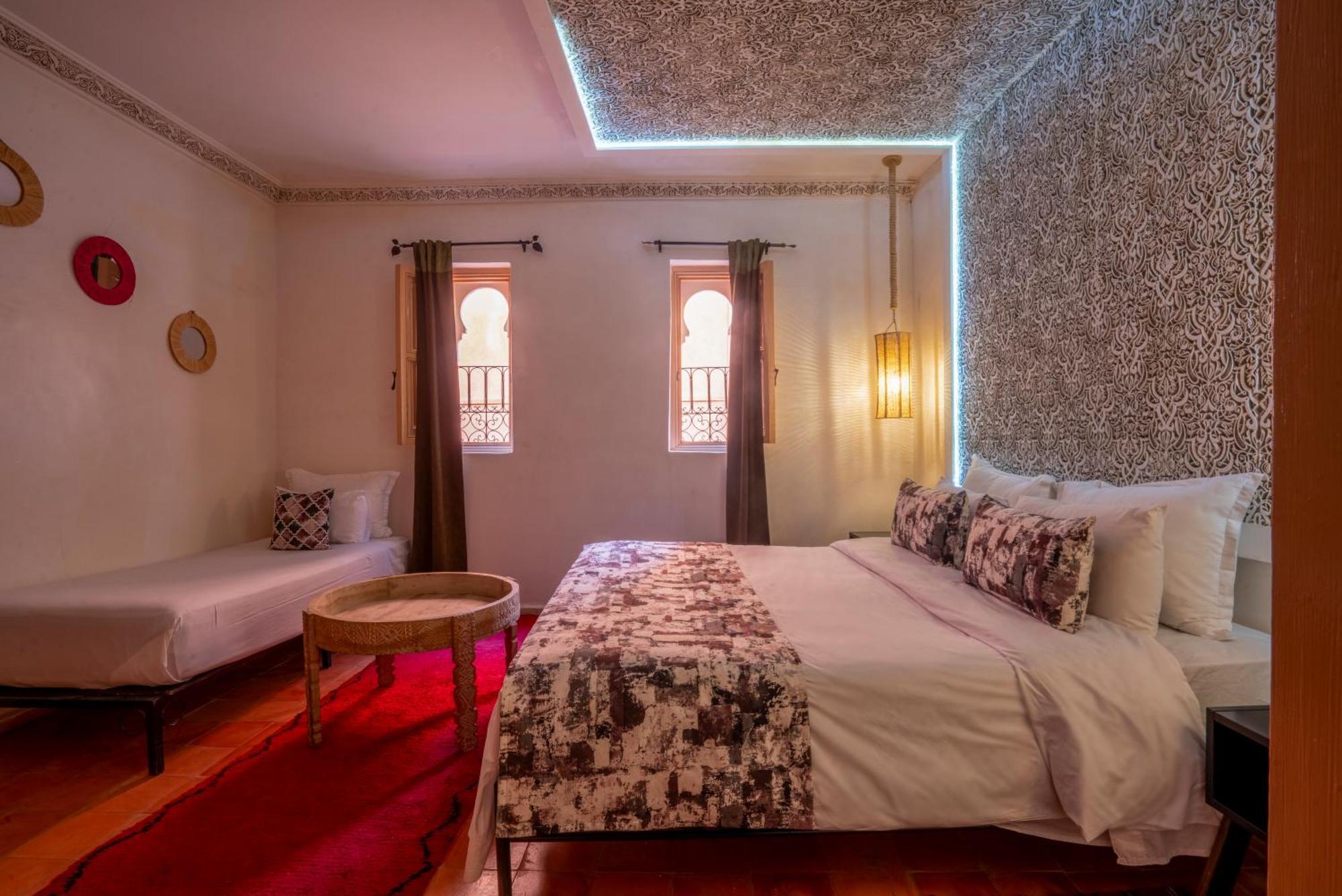 Riad Dar Ennakhla Marrakesh Bagian luar foto