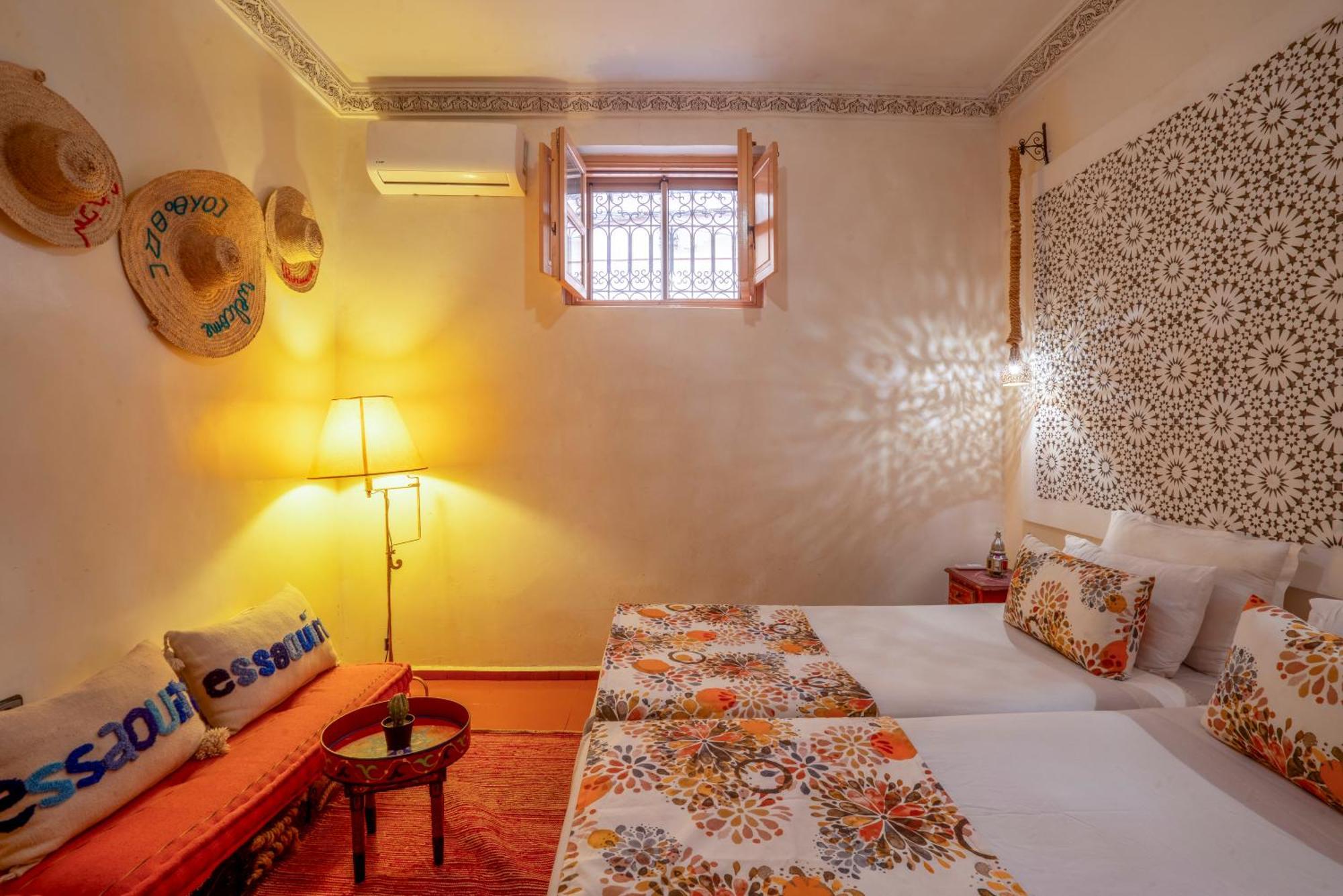 Riad Dar Ennakhla Marrakesh Bagian luar foto